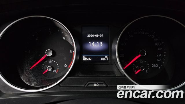 Volkswagen Tiguan (II) 2.0 TDI Premium 2018 — фото 8