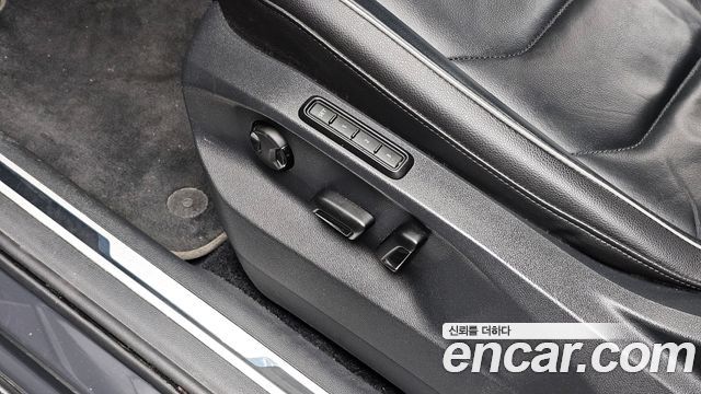 Volkswagen Tiguan (II) 2.0 TDI Premium 2018 — фото 23