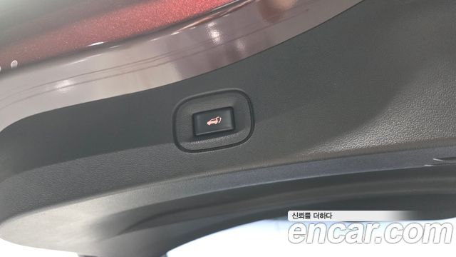 Renault Korea QM6 2.0 GDe PREMIERE 2WD 2020 — фото 31