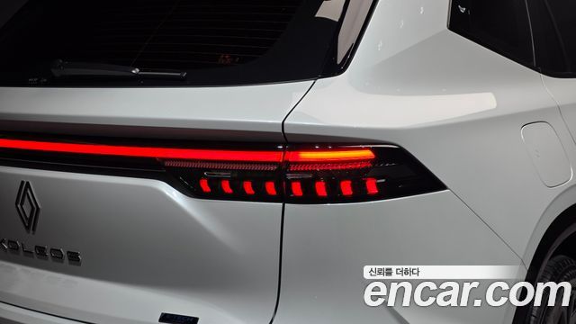 Renault Korea Grand Koleos 1.5 E-TECH Iconic 2WD 2025 — фото 23
