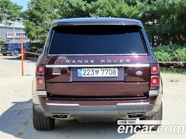 Land Rover Range Rover (IV) 5.0 SC Vogue SE LWB 2018 — фото 4