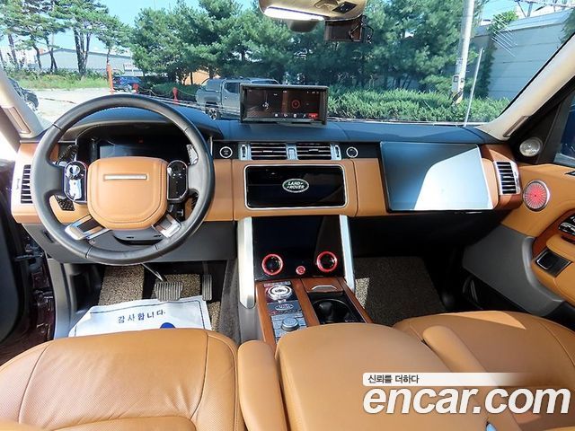 Land Rover Range Rover (IV) 5.0 SC Vogue SE LWB 2018 — фото 7