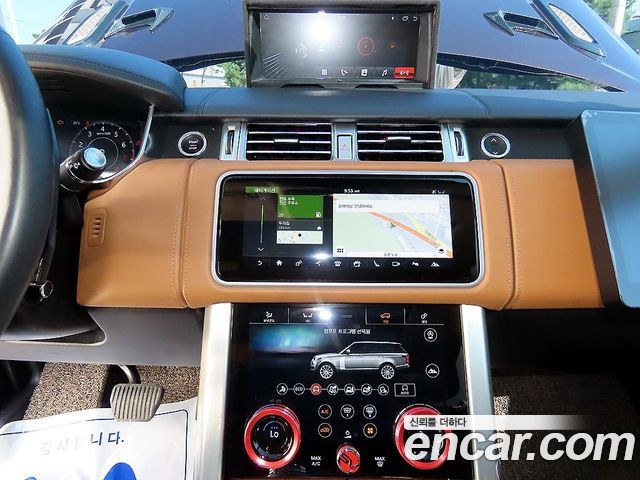 Land Rover Range Rover (IV) 5.0 SC Vogue SE LWB 2018 — фото 18