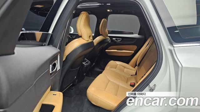 Volvo XC60 (II) D5 Inscription 2020 — фото 13