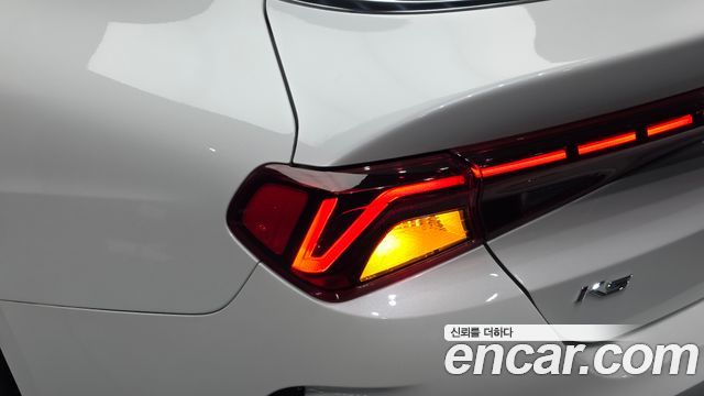 Kia K5 (III) 2.0 Noblesse 2021 — фото 23