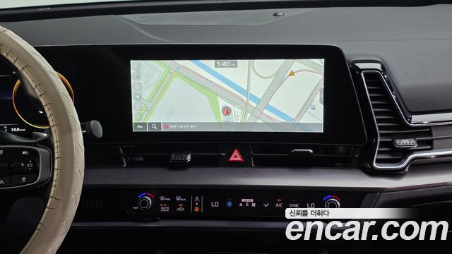 Kia Sportage (V) Diesel 2.0 2WD Nobleless 2022 — фото 14