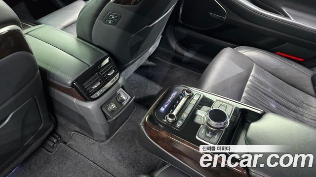 Genesis EQ900 3.8 GDI AWD Premium Luxury 2016 — фото 19