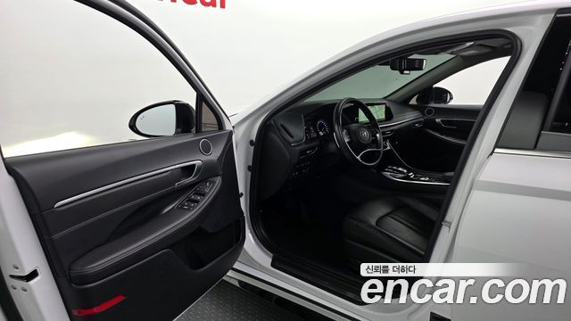 Hyundai Sonata (DN8) 2.0 Premium Plus 2022 — фото 10