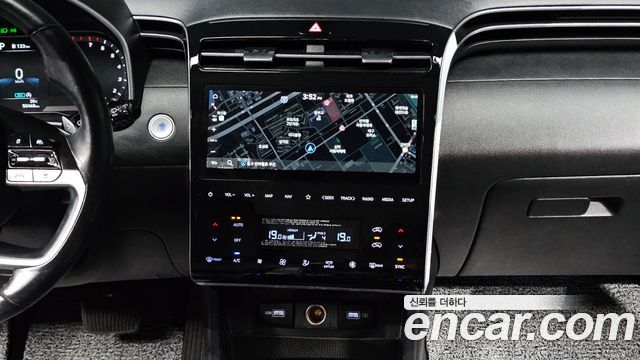 Hyundai Tucson (NX4) Gasoline 1.6 Turbo 2WD Premium 2021 — фото 15