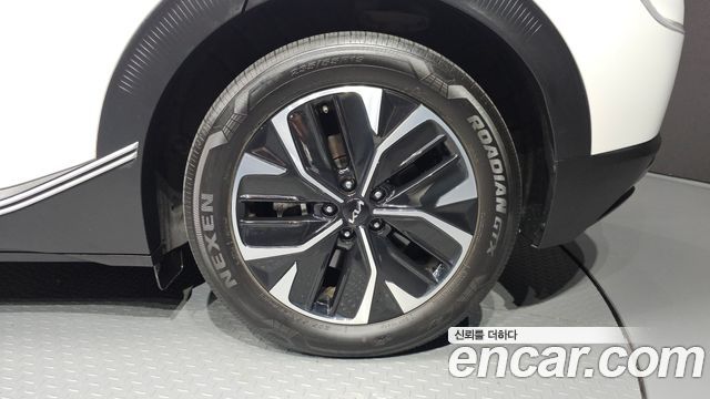Kia EV6 Long Range Air 2024 — фото 21