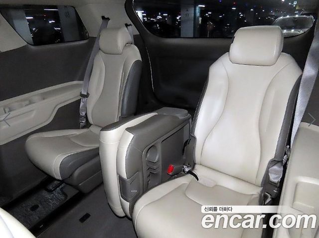 Kia Carnival (IV) Diesel 11-Seater Prestige 2021 — фото 8
