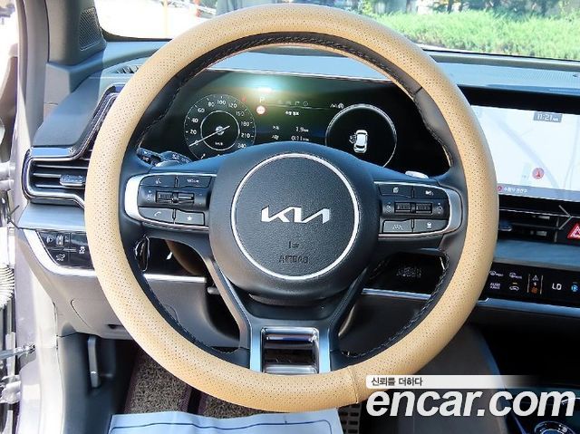 Kia Sportage (V) Gasoline 1.6 Turbo 2WD Signature 2024 — фото 8