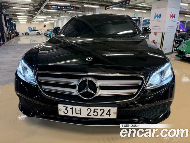 Mercedes-Benz E-Class (W213) E220d Avantgarde 2017 — фото 2