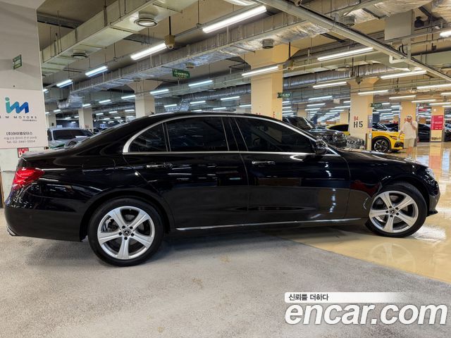 Mercedes-Benz E-Class (W213) E220d Avantgarde 2017 — фото 4