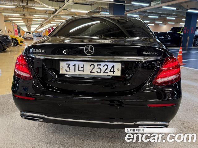 Mercedes-Benz E-Class (W213) E220d Avantgarde 2017 — фото 5
