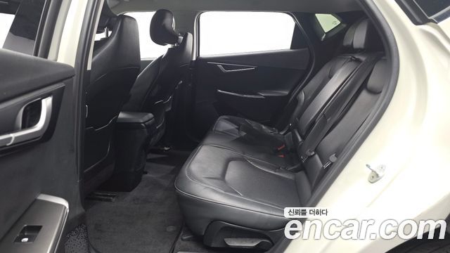 Kia EV6 Long Range Air 2022 — фото 26