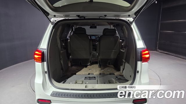 Kia Carnival Gasoline 7-Seater Limousine President 2019 — фото 20