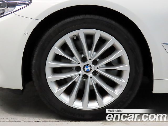 BMW 5 Series (G30) 520d xDrive Luxury Plus 2018 — фото 5