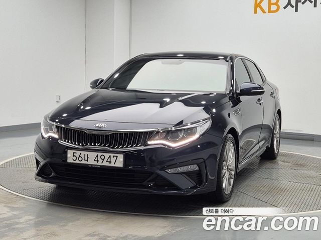 Kia K5 (II) 2.0 Noblesse 2019 — фото 1