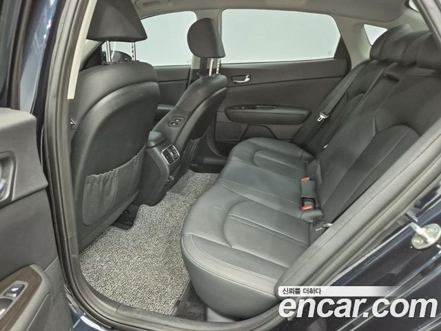 Kia K5 (II) 2.0 Noblesse 2019 — фото 9
