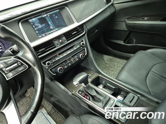 Kia K5 (II) 2.0 Noblesse 2019 — фото 10