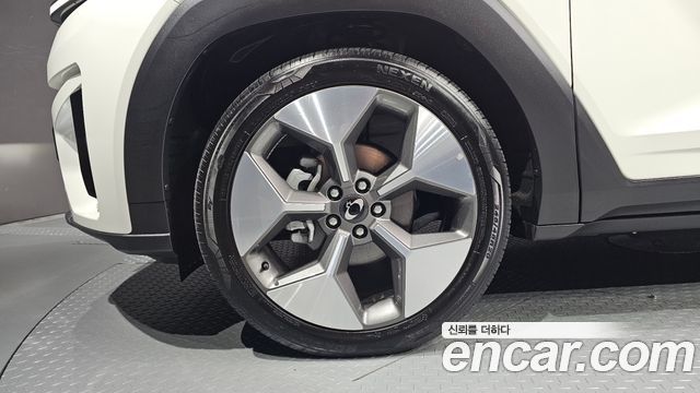 KG Mobility (SsangYong) Torres EVX E7 2024 — фото 5