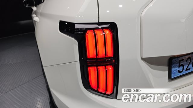 KG Mobility (SsangYong) Torres EVX E7 2024 — фото 23
