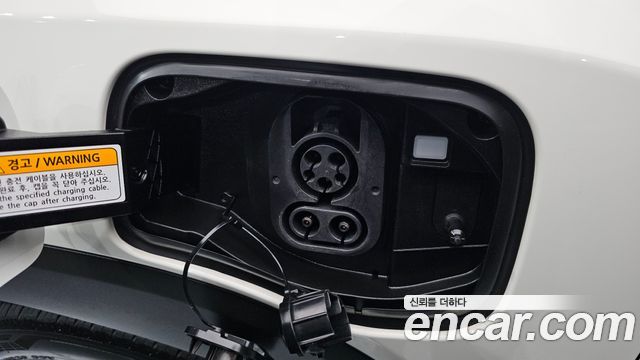 KG Mobility (SsangYong) Torres EVX E7 2024 — фото 28
