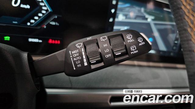 KG Mobility (SsangYong) Torres EVX E7 2024 — фото 30