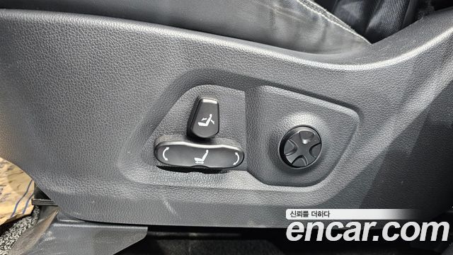 KG Mobility (SsangYong) Rexton Sports Diesel 2.2 4WD Prestige 2019 — фото 18