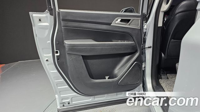 KG Mobility (SsangYong) Rexton Sports Diesel 2.2 4WD Prestige 2019 — фото 25