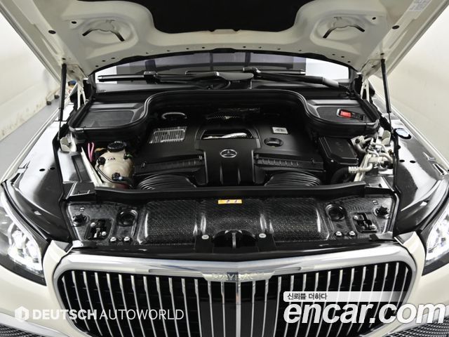 Mercedes-Benz GLS-Class (X167) Maybach GLS600 4MATIC 2023 — фото 6