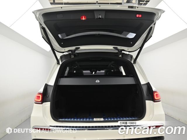 Mercedes-Benz GLS-Class (X167) Maybach GLS600 4MATIC 2023 — фото 23