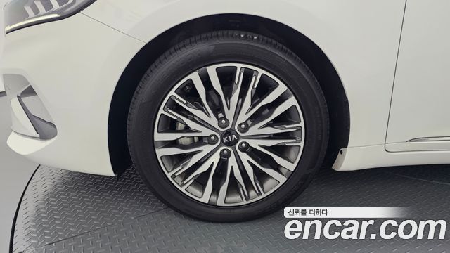 Kia K7 Premier 2.5 GDI Noblesse 2020 — фото 5