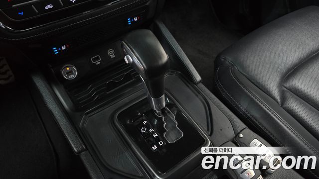 KG Mobility (SsangYong) Rexton Sports Diesel 2.2 2WD Prestige 2021 — фото 9