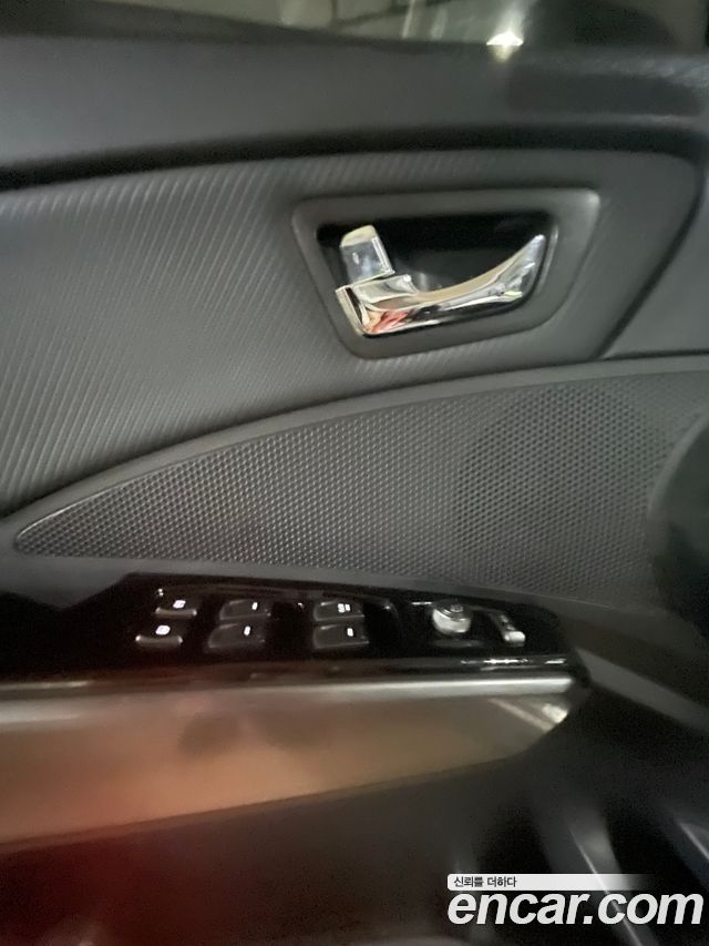 KG Mobility (SsangYong) Very New Tivoli Gasoline 1.5 2WD V5 2020 — фото 9