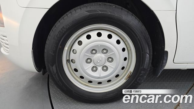 Hyundai Staria Cargo 3-Seater Smart 2022 — фото 5