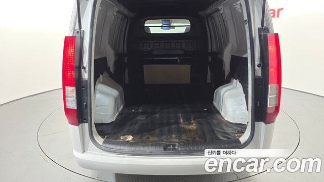 Hyundai Staria Cargo 3-Seater Smart 2022 — фото 11