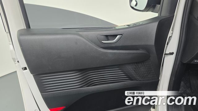 Hyundai Staria Cargo 3-Seater Smart 2022 — фото 24