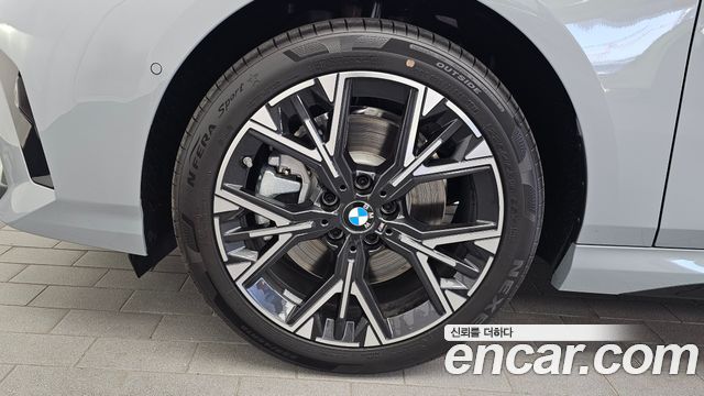 BMW 1 Series (F70) 120 M Sport 2026 — фото 5