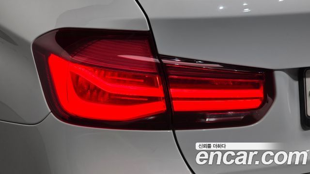 BMW 3 Series (F30) 330i M Sport Shadow 2018 — фото 23