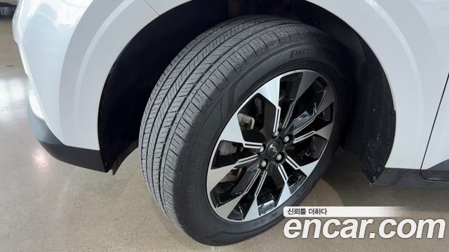 Kia Carnival (IV) Gasoline 9-Seater Prestige 2023 — фото 5