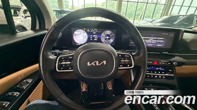Kia Carnival (IV) Gasoline 9-Seater Prestige 2023 — фото 17