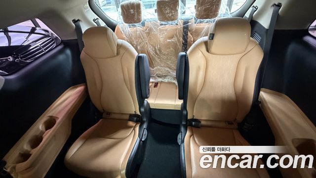 Kia Carnival (IV) Gasoline 9-Seater Prestige 2023 — фото 24
