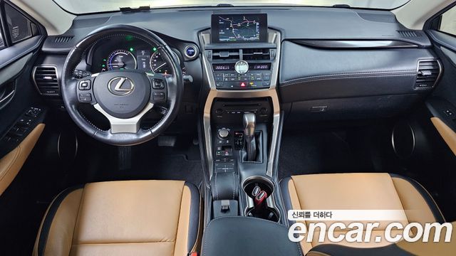 Lexus NX300h Supreme 2017 — фото 7