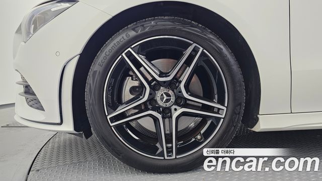 Mercedes-Benz CLA-Class (C118) CLA250 4MATIC 2023 — фото 5