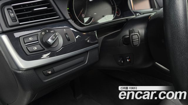 BMW 5 Series (F10) 520d M Aero Dynamic 2016 — фото 17