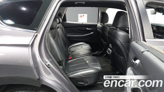 Hyundai Santa Fe Gasoline 2.5T 2WD Prestige 2021 — фото 12