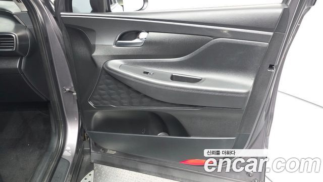 Hyundai Santa Fe Gasoline 2.5T 2WD Prestige 2021 — фото 24