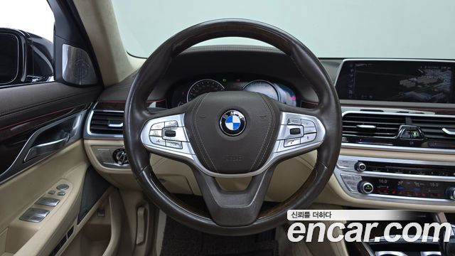 BMW 7 Series (G11) 750Li xDrive 2016 — фото 13